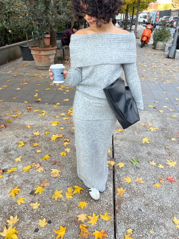 Off Shoulder Set In Grey