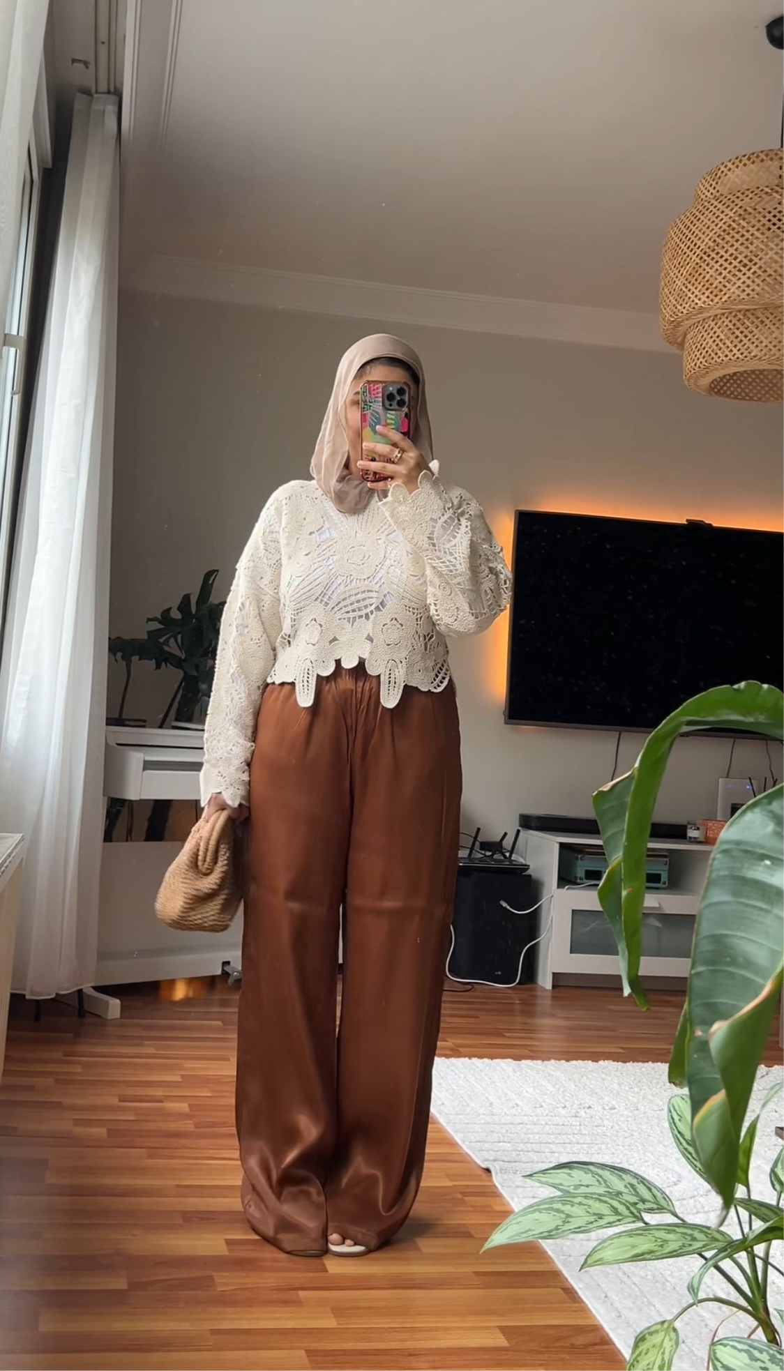 Satin pants in Dark brown