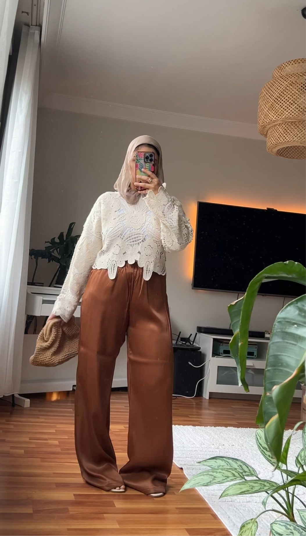Satin pants in Dark brown