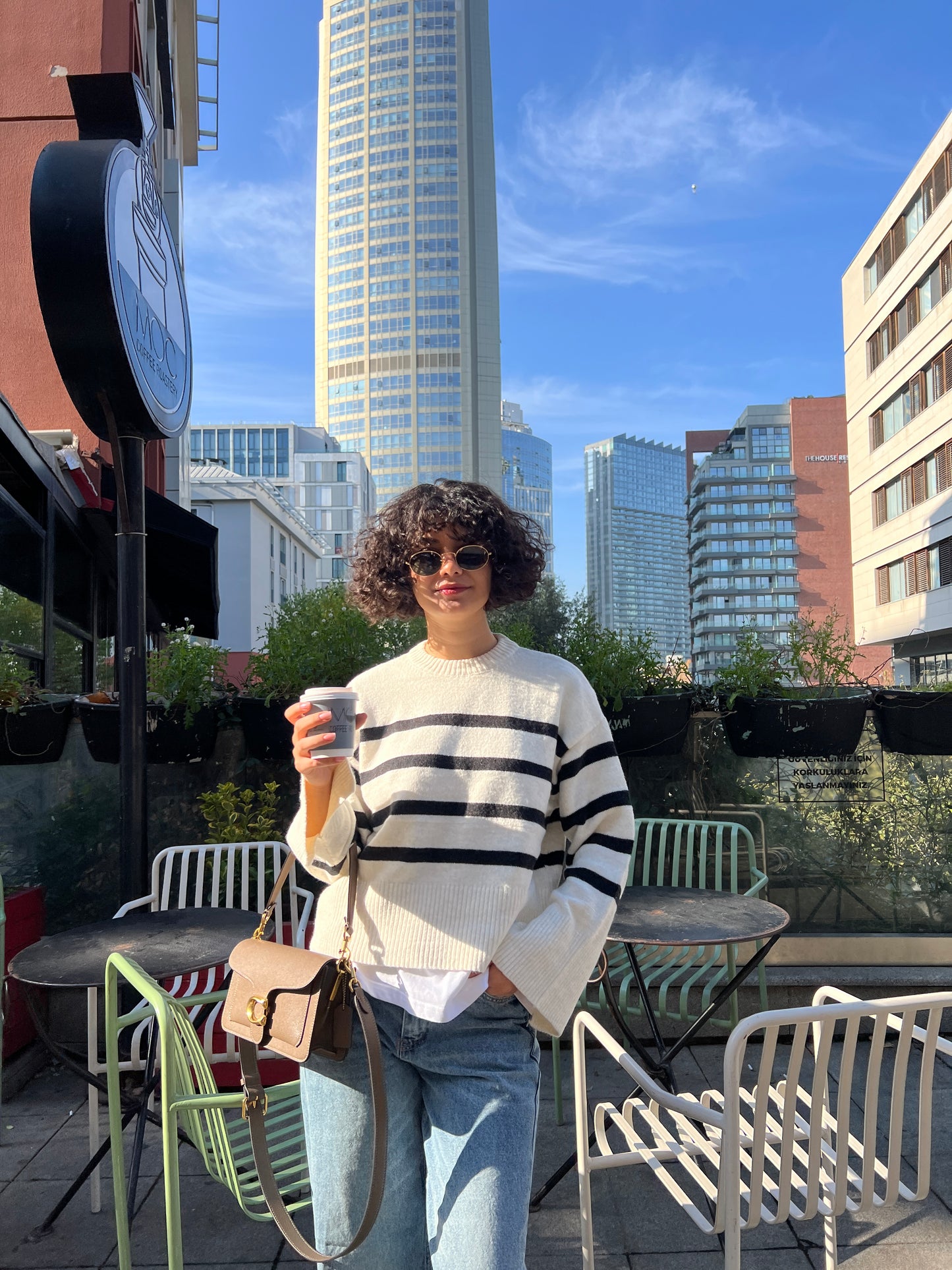 Original Pull and bear pullover