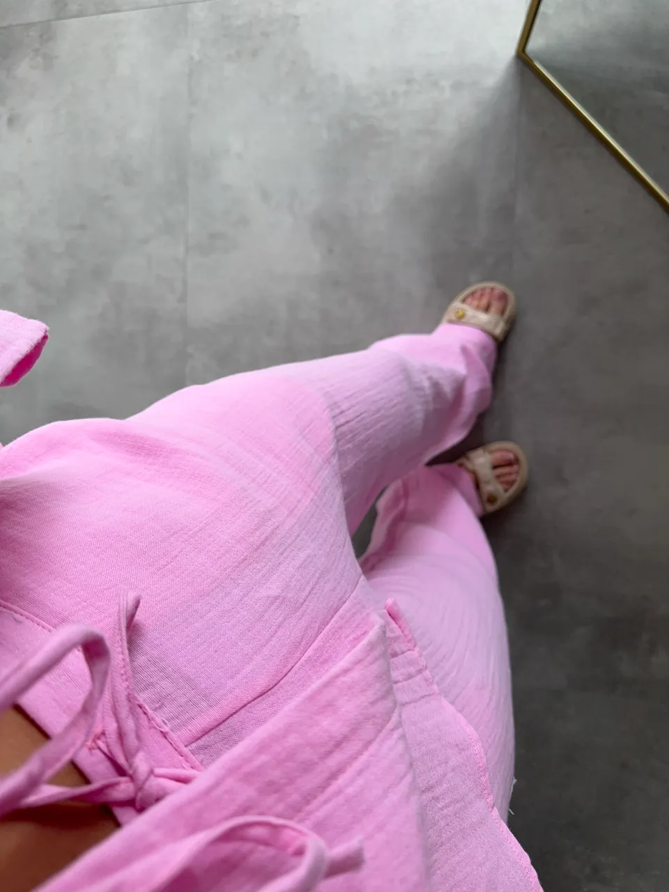 Tied set in pink