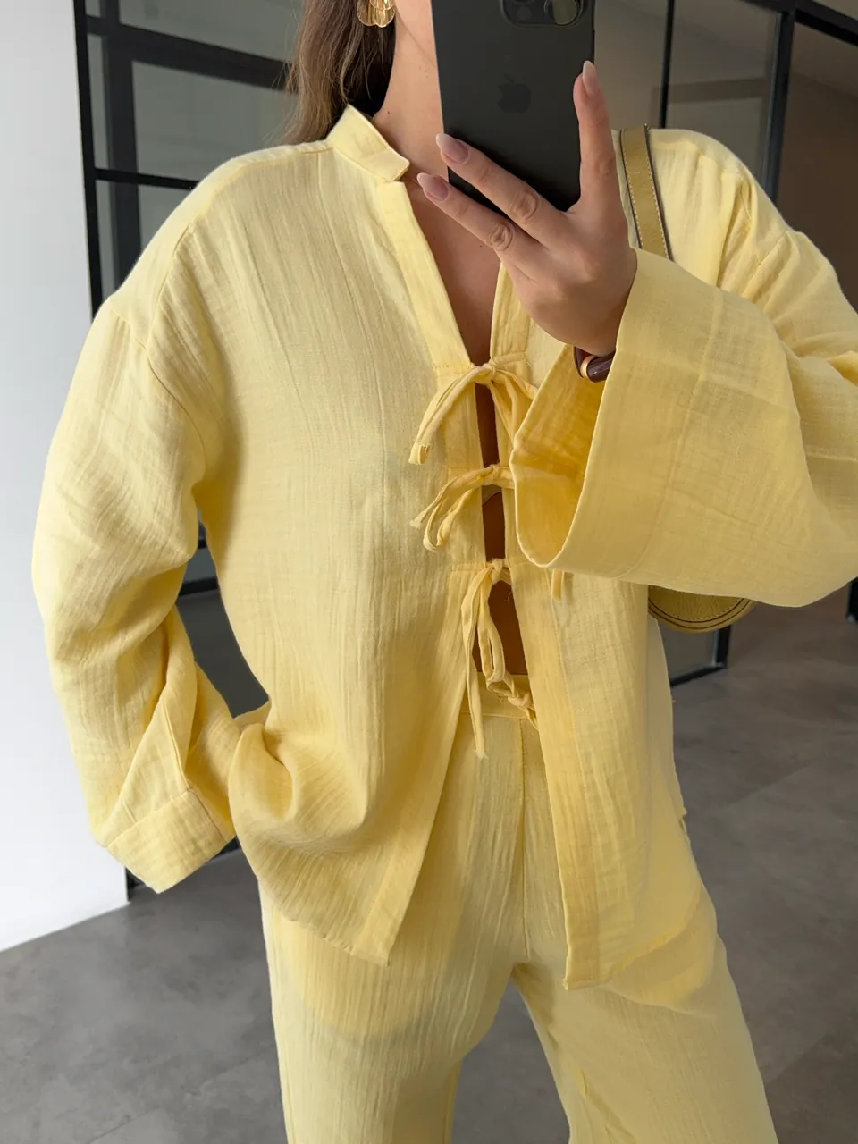 Tied set in yellow