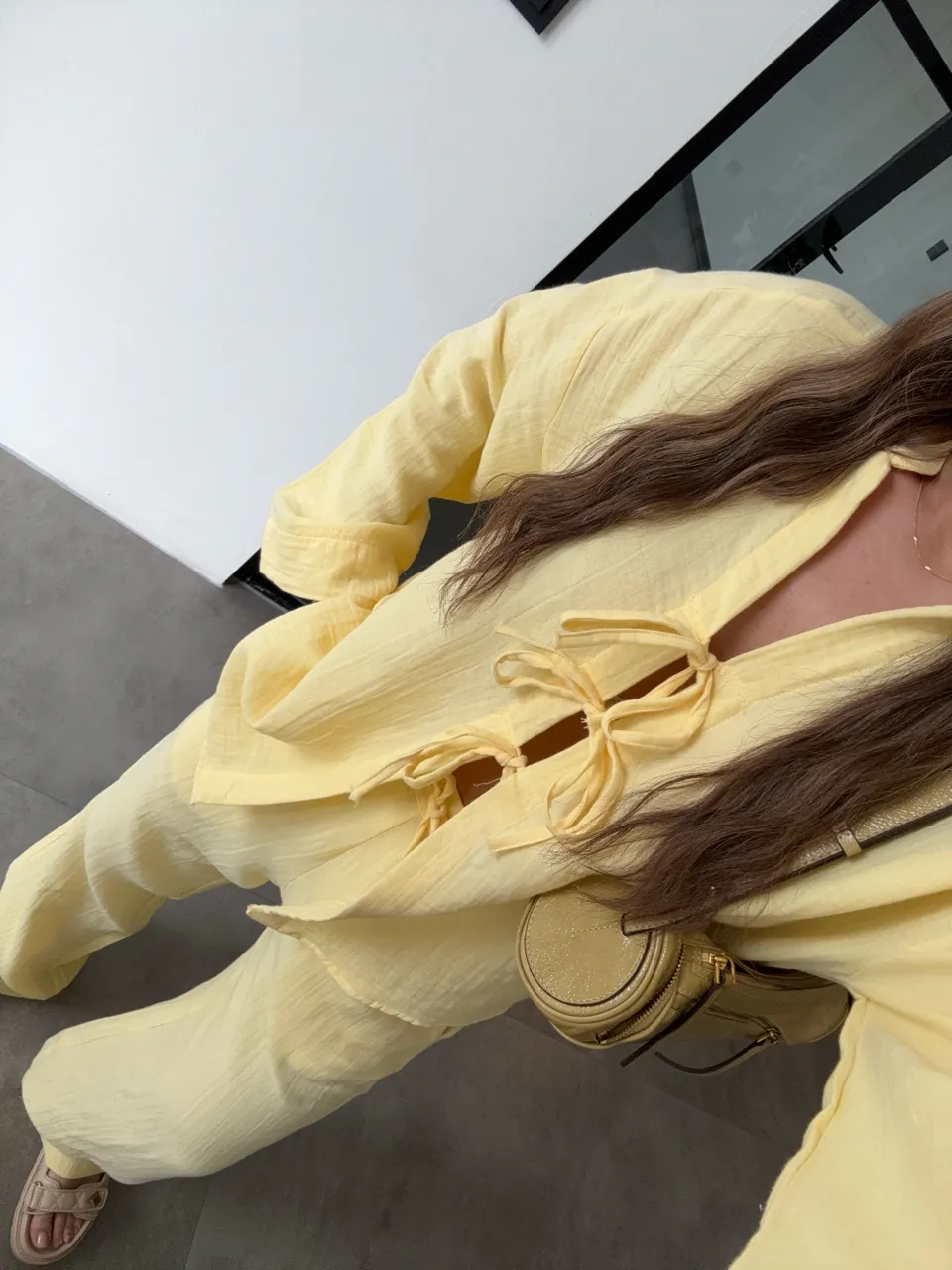 Tied set in yellow