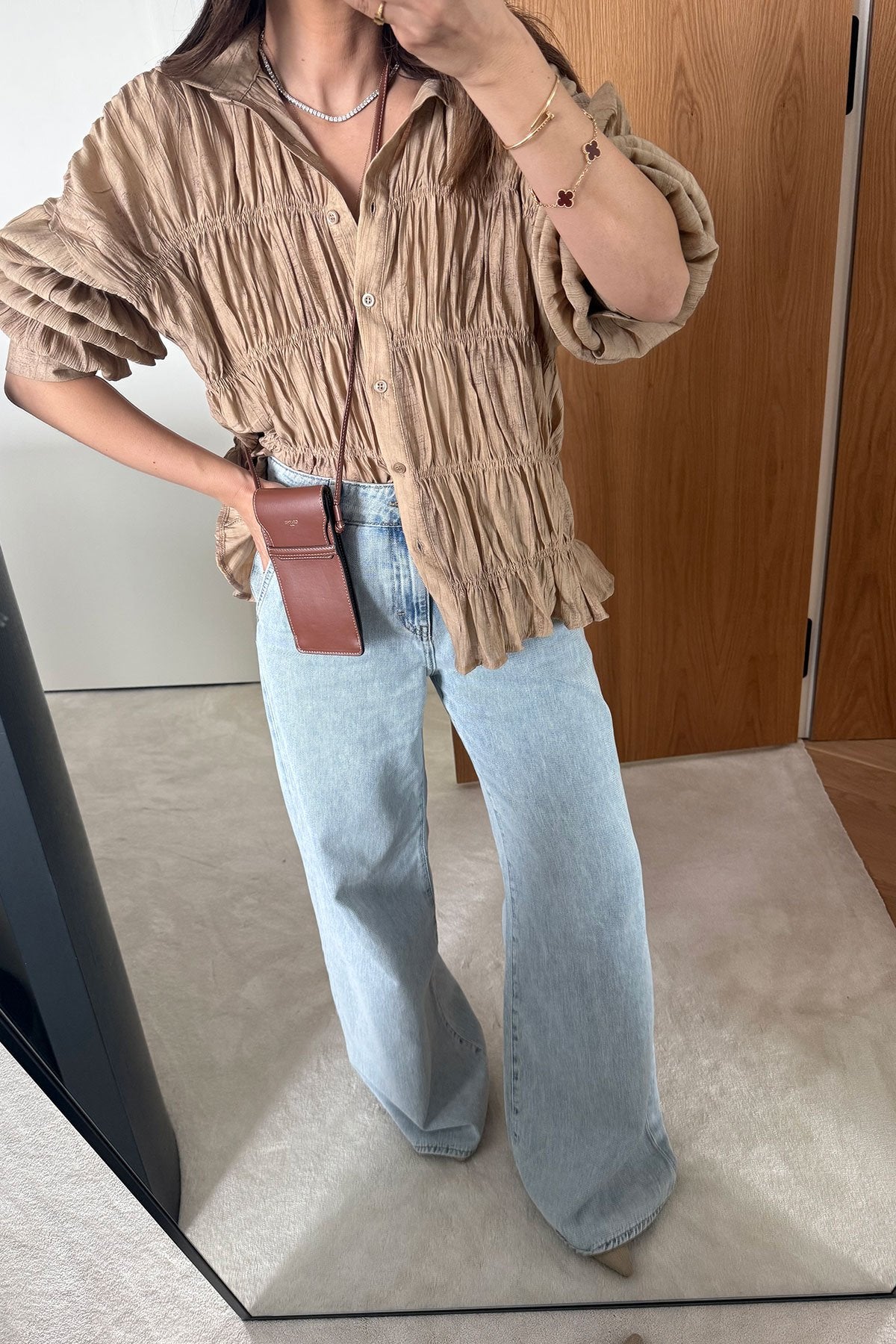 Similar Massimo Dutti shirt in caffe