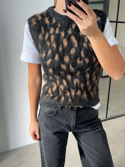 Leopard Knit Vest