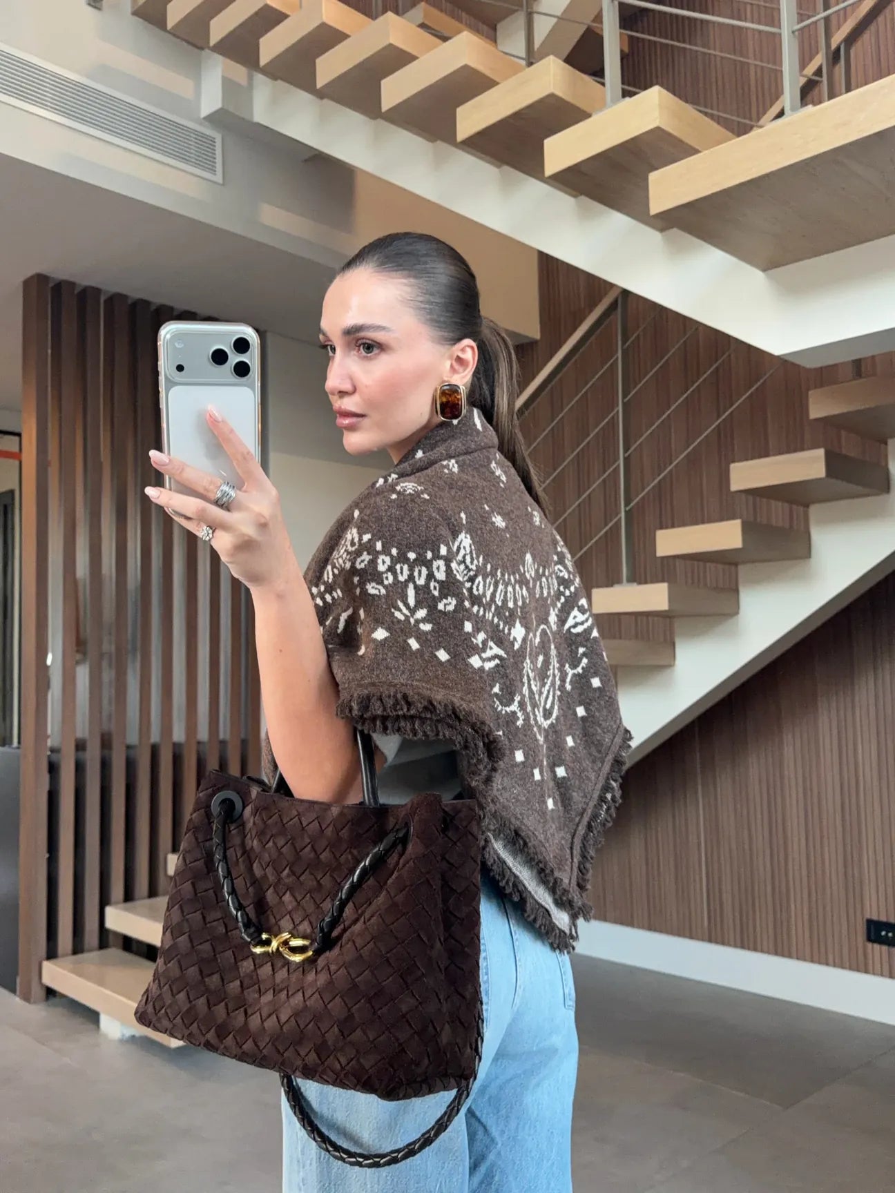 Nomad Pattern Shawl in brown