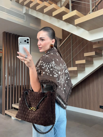 Nomad Pattern Shawl in brown