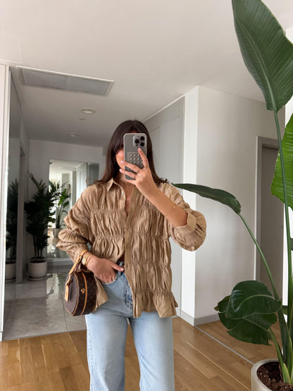 Similar Massimo Dutti shirt in caffe