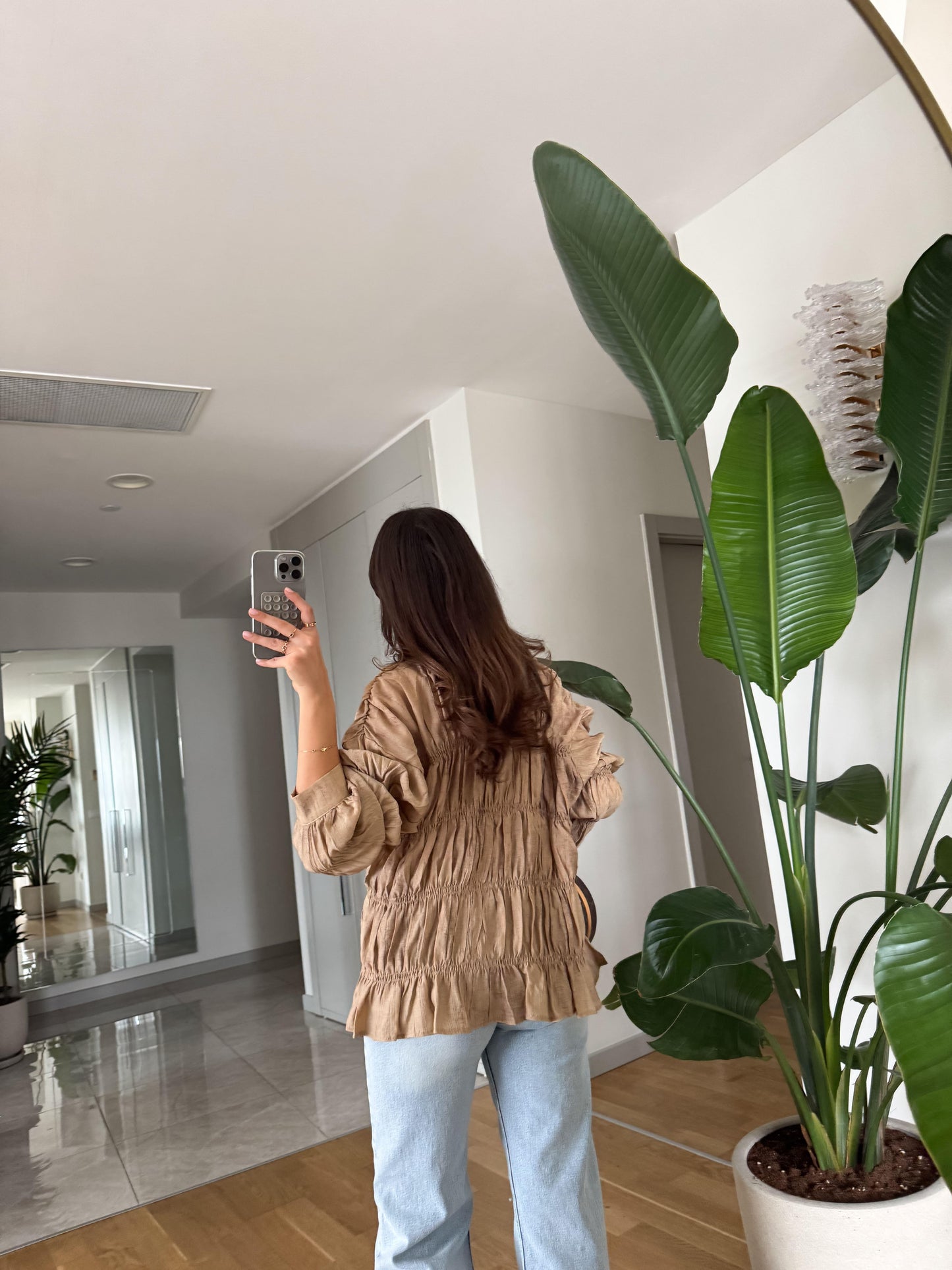 Similar Massimo Dutti shirt in caffe